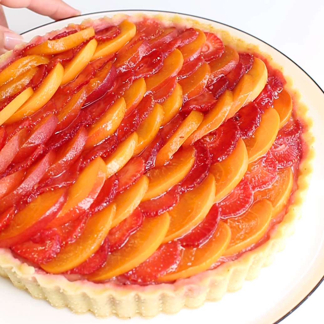 Crostata Fragole e Albicocche